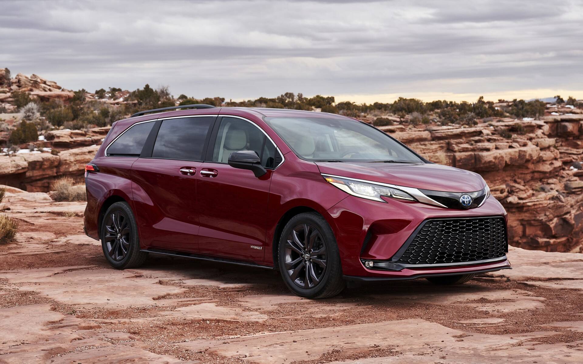 Toyota Sienna Review